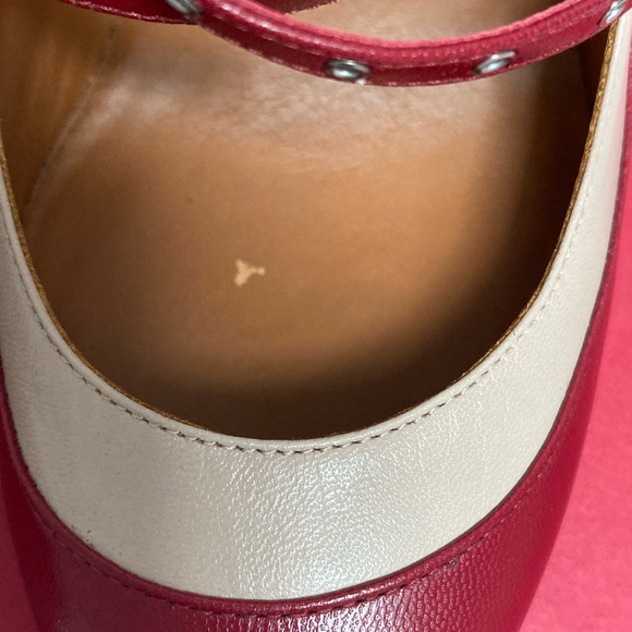 Valentino Garavani Love Latch Pump - Picture 12 of 14